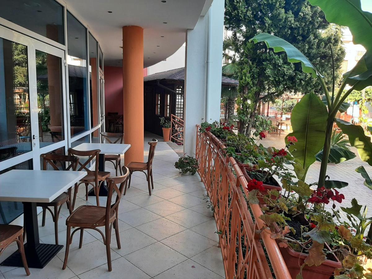 Copacabana Hotel Ravda Luaran gambar