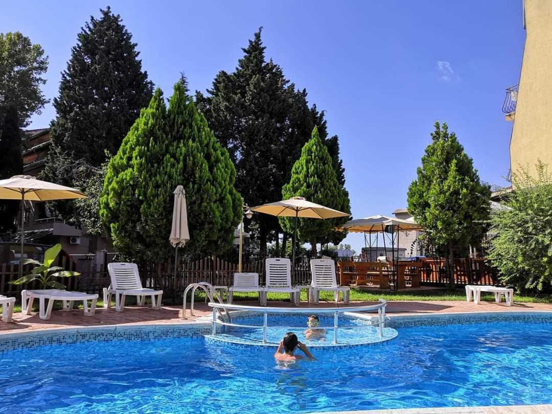 Copacabana Hotel Ravda Luaran gambar