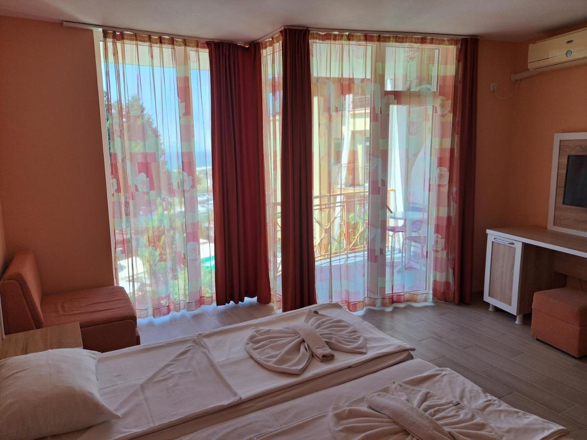 Copacabana Hotel Ravda Luaran gambar