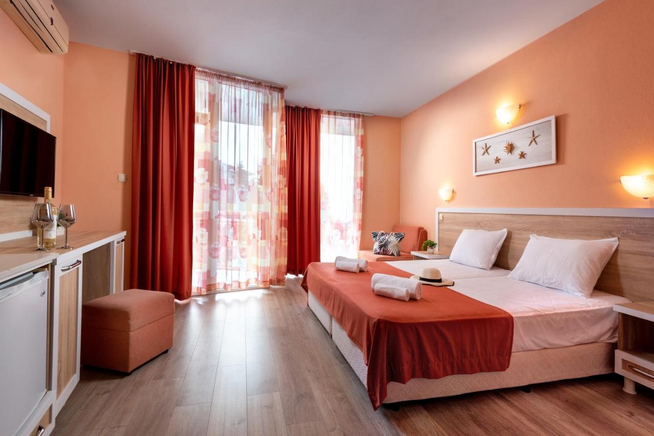 Copacabana Hotel Ravda Luaran gambar